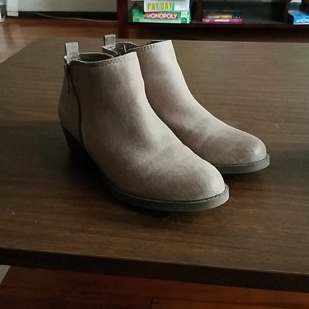 Barely Worn Grey Ankle Booties